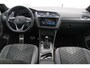 Volkswagen Tiguan 1.4 TSI eHybrid 245pk R-Line Business+ | SoH 90% | Panoramadak | Trekhaak | Achteruitrijcamera | Stoelverwarming | Head-up Display | Black Style