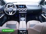 Mercedes-Benz GLA 250 e Luxury Line | Pano | Elec. klep | Elec. Trekhaak | Stoel- stuurverwarming | Adap. Cruise | HUD | Sfeerverlichting | Elec. verstelbare bestuurdersstoel met geheugen, Camera, Navigatie Incl. winterset op 17"LMV