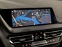 BMW 1-Serie 118i Sport Automaat (APPLE CARPLAY, GROOT NAVI, LEDER, CAMERA, SPORTSTOELEN, SFEERVERLICHTING, CRUISE, NIEUWSTAAT)