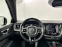 Volvo XC60 B5 264PK R-Design| Pano| Camera| Stoelverwarming| Trekhaak