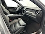 Volvo XC60 B5 264PK R-Design| Pano| Camera| Stoelverwarming| Trekhaak