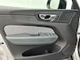 Volvo XC60 B5 264PK R-Design| Pano| Camera| Stoelverwarming| Trekhaak