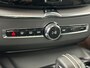 Volvo XC60 B5 264PK R-Design| Pano| Camera| Stoelverwarming| Trekhaak