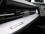 Audi Q4 e-tron 45 Edition 82 kWh l Climate control l Navigatie l Parkeersensoren l Audi smartphone interface l Privacy glas l Optiekpakket zwart plus l LED-koplampen l Audi sound system l Lichtmetalen wielen