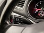 Volkswagen Golf 1.2 TSI Sport (SCHERM, CLIMATE, STOELVERWARMING, SPORTSTOELEN, LM VELGEN, PARKEERSENSOREN, GETINT GLAS, CRUISE, NIEUWE APK, NIEUWSTAAT)