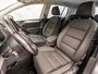 Volkswagen Golf 1.2 TSI Sport (SCHERM, CLIMATE, STOELVERWARMING, SPORTSTOELEN, LM VELGEN, PARKEERSENSOREN, GETINT GLAS, CRUISE, NIEUWE APK, NIEUWSTAAT)