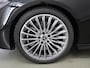 Mercedes-Benz CLA 180 Business Solution AMG | Panoramadak | Burmester | Rijassistentie Pakket | Sfeerverlichting | 360° Camera | Elek. Trekhaak | Stoelverwarming |