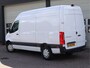 Mercedes-Benz eSprinter 320 81kWh L2H2 - Trekhaak - Cruise - MBUX - 2025