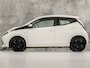 Toyota Aygo 1.0 VVT-i x-play (5 DEURS, CAMERA, CRUISE, BLUETOOTH, SPORTSTOELEN, NIEUWE APK, NIEUWSTAAT)