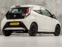 Toyota Aygo 1.0 VVT-i x-play (5 DEURS, CAMERA, CRUISE, BLUETOOTH, SPORTSTOELEN, NIEUWE APK, NIEUWSTAAT)