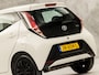 Toyota Aygo 1.0 VVT-i x-play (5 DEURS, CAMERA, CRUISE, BLUETOOTH, SPORTSTOELEN, NIEUWE APK, NIEUWSTAAT)