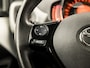 Toyota Aygo 1.0 VVT-i x-play (5 DEURS, CAMERA, CRUISE, BLUETOOTH, SPORTSTOELEN, NIEUWE APK, NIEUWSTAAT)