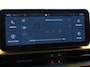 Jeep Avenger Summit 54 kWh Camera Lichtmetalen Velgen 18" Navigatie Apple Carplay/ Android Auto Sfeerverlichting Parkeersensor achter Cruise Control Stoelverwarming Full LED Virtual Cockpit Climate Control Two tone Electrisch bedienbare achterkep