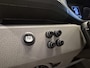 Volkswagen Transporter L1H1 Rolstoelbus Automaat - rolstoel achter het stuur (handbediening HBR+SG)