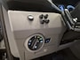 Volkswagen Transporter L1H1 Rolstoelbus Automaat - rolstoel achter het stuur (handbediening HBR+SG)