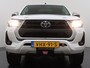 Toyota Hilux 2.4 D-4D 4WD AUT-6 Double Cab Professional Lier Canopy Hardtop (Huif) Trekhaak Navi* via Apple Carplay Android Auto Ecc Camera Adap.Cruise Control Lane Assist Inbouw Kasten Bluetooth AWD EURO6 400Nm *3.500kg Trekvermogen* 1e Eigenaar Dealeronderhouden Origineel Nederlandse Auto