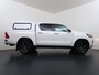 Toyota Hilux 2.4 D-4D 4WD AUT-6 Double Cab Professional Lier Canopy Hardtop (Huif) Trekhaak Navi* via Apple Carplay Android Auto Ecc Camera Adap.Cruise Control Lane Assist Inbouw Kasten Bluetooth AWD EURO6 400Nm *3.500kg Trekvermogen* 1e Eigenaar Dealeronderhouden Origineel Nederlandse Auto