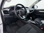 Toyota Hilux 2.4 D-4D 4WD AUT-6 Double Cab Professional Lier Canopy Hardtop (Huif) Trekhaak Navi* via Apple Carplay Android Auto Ecc Camera Adap.Cruise Control Lane Assist Inbouw Kasten Bluetooth AWD EURO6 400Nm *3.500kg Trekvermogen* 1e Eigenaar Dealeronderhouden Origineel Nederlandse Auto