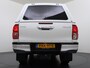 Toyota Hilux 2.4 D-4D 4WD AUT-6 Double Cab Professional Lier Canopy Hardtop (Huif) Trekhaak Navi* via Apple Carplay Android Auto Ecc Camera Adap.Cruise Control Lane Assist Inbouw Kasten Bluetooth AWD EURO6 400Nm *3.500kg Trekvermogen* 1e Eigenaar Dealeronderhouden Origineel Nederlandse Auto