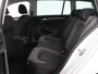 Volkswagen Golf 1.5 TSI Highline | Carplay | Full LED | Trekhaak | Camera | Adaptive cruise | Navigatie | Parkeerhulp | Virtual Cockpit | Climate control | Bluetooth | Getint glas