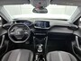 Peugeot 2008 SUV Allure Pack 130pk Automaat | Navigatie via Apple Carplay / Android Auto | Achteruitrijcamera | 3D Cockpit | Climate Control | Adaptieve Cruise Control | Led koplampen | Parkeersensoren | Verwarmde voorruit | Keyless start | Bluetooth | DAB+ radio | Donker getint glas | Trekhaak | 17" lichtmetalen velgen |