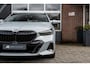 BMW 5-Serie 520i Touring M Sport | Harman/Kardon | Driving Ass. Plus | Trekhaak | Stoelverwarming | 20' Inch |