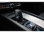 Volvo XC60 T6 Plug-in hybrid AWD Plus Dark | Verwarmbare Voor- En Achterstoelen | 360 Graden Camera | Apple Carplay/Android Auto | Adaptieve Cruise Control | Panoramisch Schuif-/kanteldak | Draadloze Telefoonlader | Trekhaak Semi-Elektrisch | LED Koplampen | Elektrisch Verstelbare Stoelen | Keyless Entry | Lederen Bekleding | Stuurwielverwarming