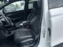 MG MG4 Electric Luxury 64 kWh SOH 98% | 16.000KM! |360 CAMERA| 7 JAAR MG GARANTIE T/M 04-2031| KEYLESS ENTRY| ELEK. STOEL| DODE HOEK SENSOR| STOEL + STUURVERWARMING| ADAPTIVE CRUISE CONTROL