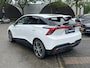 MG MG4 Electric Luxury 64 kWh SOH 98% | 16.000KM! |360 CAMERA| 7 JAAR MG GARANTIE T/M 04-2031| KEYLESS ENTRY| ELEK. STOEL| DODE HOEK SENSOR| STOEL + STUURVERWARMING| ADAPTIVE CRUISE CONTROL