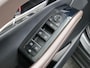 Mazda CX-30 2.0 e-SkyActiv-X M Hybrid Luxury | Trekhaak | Head-up display | elektrische verstelbare stoelen | Stoel-stuurverwarming