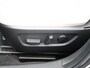 Mazda CX-30 2.0 e-SkyActiv-X M Hybrid Luxury | Trekhaak | Head-up display | elektrische verstelbare stoelen | Stoel-stuurverwarming
