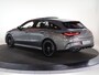 Mercedes-Benz CLA Shooting Brake 180 Business Solution AMG | Panoramadak | Premium Plus | Night Pakket | Multispaaks velgen | HUD | Dodehoekassistent | 360° Camera | Stoelverwarming |