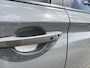 Hyundai Kona Electric EV Premium 64 kWh / SOH 99,7% / Stoelverwarming en verkoeling / Airco / Apple CarPlay/Android Auto / Cruise Control / Navigatie /