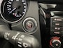 Nissan Qashqai 1.3 DIG-T N-Connecta / Nederlandse Auto / Dealer Onderhouden / Trekhaak 1300 KG / Panoramadak / Navigatie / 360 Graden Camera / Parkeersensoren Voor + Achter / Climate Control / Cruise Control /