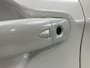 Nissan Qashqai 1.3 DIG-T N-Connecta / Nederlandse Auto / Dealer Onderhouden / Trekhaak 1300 KG / Panoramadak / Navigatie / 360 Graden Camera / Parkeersensoren Voor + Achter / Climate Control / Cruise Control /