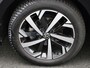 Volkswagen Polo 1.0 TSI Life Business | 95 PK | Navigatie | Climatronic | Parkeersensoren | Digitale Cockpit | Apple Carplay / Android Auto | Stoelverwarming |