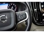 Volvo XC40 1.5 T3 Inscription | Trekhaak | Panoramadak | Elektrisch bedienbare stoelen | Adaptieve cruise control | BLIS | 360 Camera | Stoel-achterbank-stuurwiel- en parkeerverwarming | Harman Kardon audio |