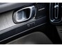 Volvo XC40 1.5 T3 Inscription | Trekhaak | Panoramadak | Elektrisch bedienbare stoelen | Adaptieve cruise control | BLIS | 360 Camera | Stoel-achterbank-stuurwiel- en parkeerverwarming | Harman Kardon audio |