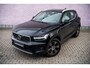 Volvo XC40 1.5 T3 Inscription | Trekhaak | Panoramadak | Elektrisch bedienbare stoelen | Adaptieve cruise control | BLIS | 360 Camera | Stoel-achterbank-stuurwiel- en parkeerverwarming | Harman Kardon audio |