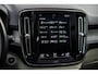 Volvo XC40 1.5 T3 Inscription | Trekhaak | Panoramadak | Elektrisch bedienbare stoelen | Adaptieve cruise control | BLIS | 360 Camera | Stoel-achterbank-stuurwiel- en parkeerverwarming | Harman Kardon audio |