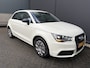 Audi A1 1.2 TFSI Ambition Airco - Cruise control - Elektrische ramen - Mistlampen voor - Radio - Licht metalen velgen 15 inch - Start/stop systeem - Alarm klasse 1 - Centrale vergrendeling met afstandsbediening