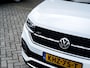 Volkswagen T-Cross 1.0 TSI R-Line Style | Stoelverwarming | Virtual Cockpit | Privacy Glas | Adaptieve Cruise Control | PDC | Dode Hoek Detectie | Mistlampen | Apple Carplay | Android Auto | Navigatie | DAB+ Radio