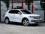Volkswagen T-Cross 1.0 TSI R-Line Style | Stoelverwarming | Virtual Cockpit | Privacy Glas | Adaptieve Cruise Control | PDC | Dode Hoek Detectie | Mistlampen | Apple Carplay | Android Auto | Navigatie | DAB+ Radio