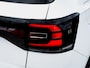 Volkswagen T-Cross 1.0 TSI R-Line Style | Stoelverwarming | Virtual Cockpit | Privacy Glas | Adaptieve Cruise Control | PDC | Dode Hoek Detectie | Mistlampen | Apple Carplay | Android Auto | Navigatie | DAB+ Radio