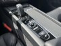 Volvo XC60 B5 Inscription | Trekhaak | Stoel- en Stuurverwarming | Apple Carplay | Keyless Entry | Parkeercamera |
