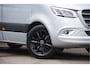 Mercedes-Benz Sprinter 319 3.0 CDI V6 L2H2 AUT. LED, 3.5T TREKHAAK, 360 CAMERA, ADAPT. CRUISE, MBUX 10'', NAVI, CLIMA, PARKEERSENSOREN