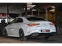 Mercedes-Benz CLA 200 4MATIC AMG. Pano, HUD, Keyless, Camera, CarPlay, Sfeer!