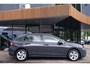 Volkswagen Golf 1.0 eTSI Life Business|Rijklaar!|ACC|Massage|Camera|Carplay/AndroidAuto|Sfeerverlichting