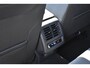 Volkswagen Golf Life Edition eHybrid | 'App-Connect' draadloze smartphone integratie | Achterbank in ongelijke delen neerklapbaar incl. middenarmsteun en doorlaadmogelijkheid | Afstandscontrolesysteem (Front Assist)
