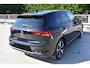Volkswagen Golf Life Edition eHybrid | 'App-Connect' draadloze smartphone integratie | Achterbank in ongelijke delen neerklapbaar incl. middenarmsteun en doorlaadmogelijkheid | Afstandscontrolesysteem (Front Assist)